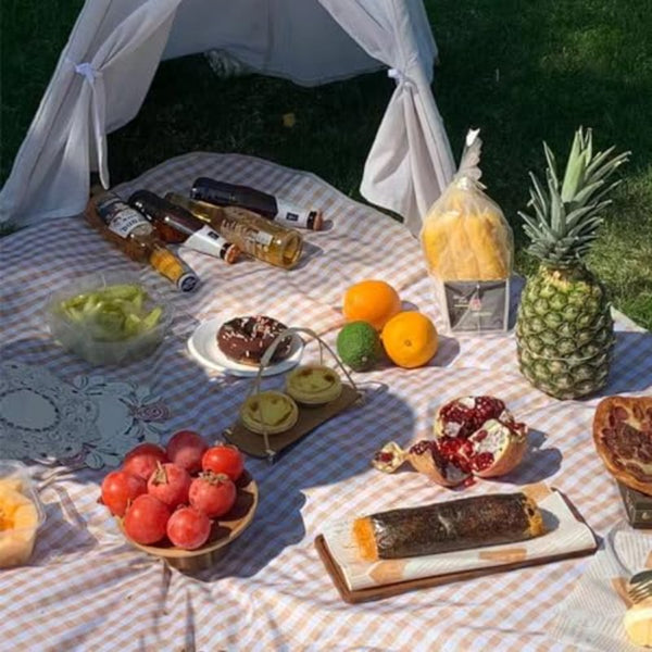 80x80 Inch Extra Large Picnic Blanket & Mat - Tan Gingham Check for all-Season Outdoor\u002F Use, Foldable Sandproof Beach Camping Mat, Lightweight Portable for 4-7 People,, Pets - Easy Clean (Handwashable) - Backing)
