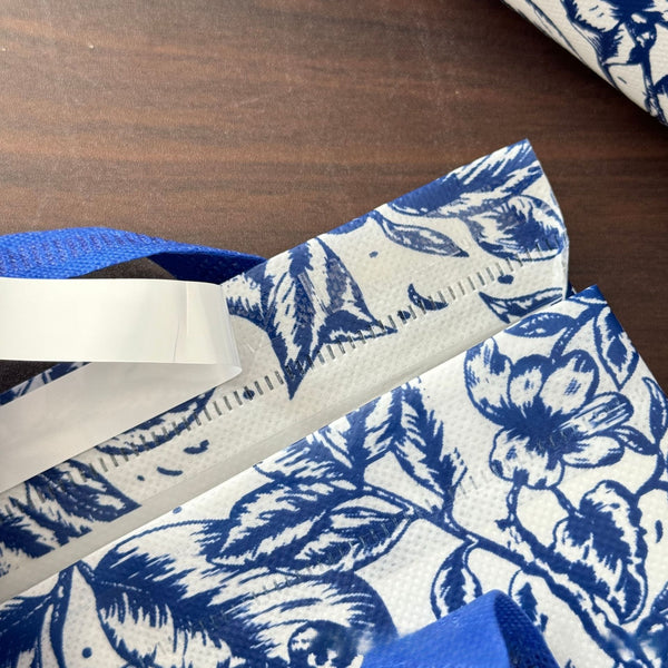 Reusable Insulated Food Delivery Bags - Thickened Self-Sealing Oil-Proof Thermal Takeout Bags with Blue Floral Pattern & Sturdy Zipper-like Closure for Milk Tea, Cakes, BBQ, Hot\u002FCold Meals - Portable Large Capacity Insulated Packaging, Hot And Cold I