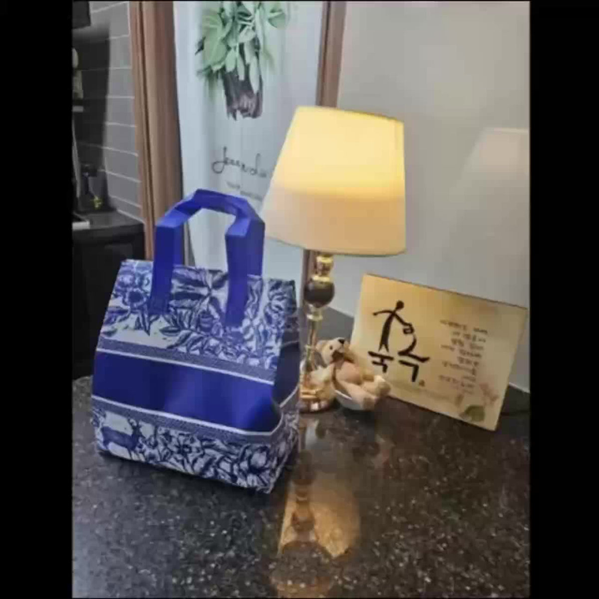 Reusable Insulated Food Delivery Bags - Thickened Self-Sealing Oil-Proof Thermal Takeout Bags with Blue Floral Pattern & Sturdy Zipper-like Closure for Milk Tea, Cakes, BBQ, Hot\u002FCold Meals - Portable Large Capacity Insulated Packaging, Hot And Cold I