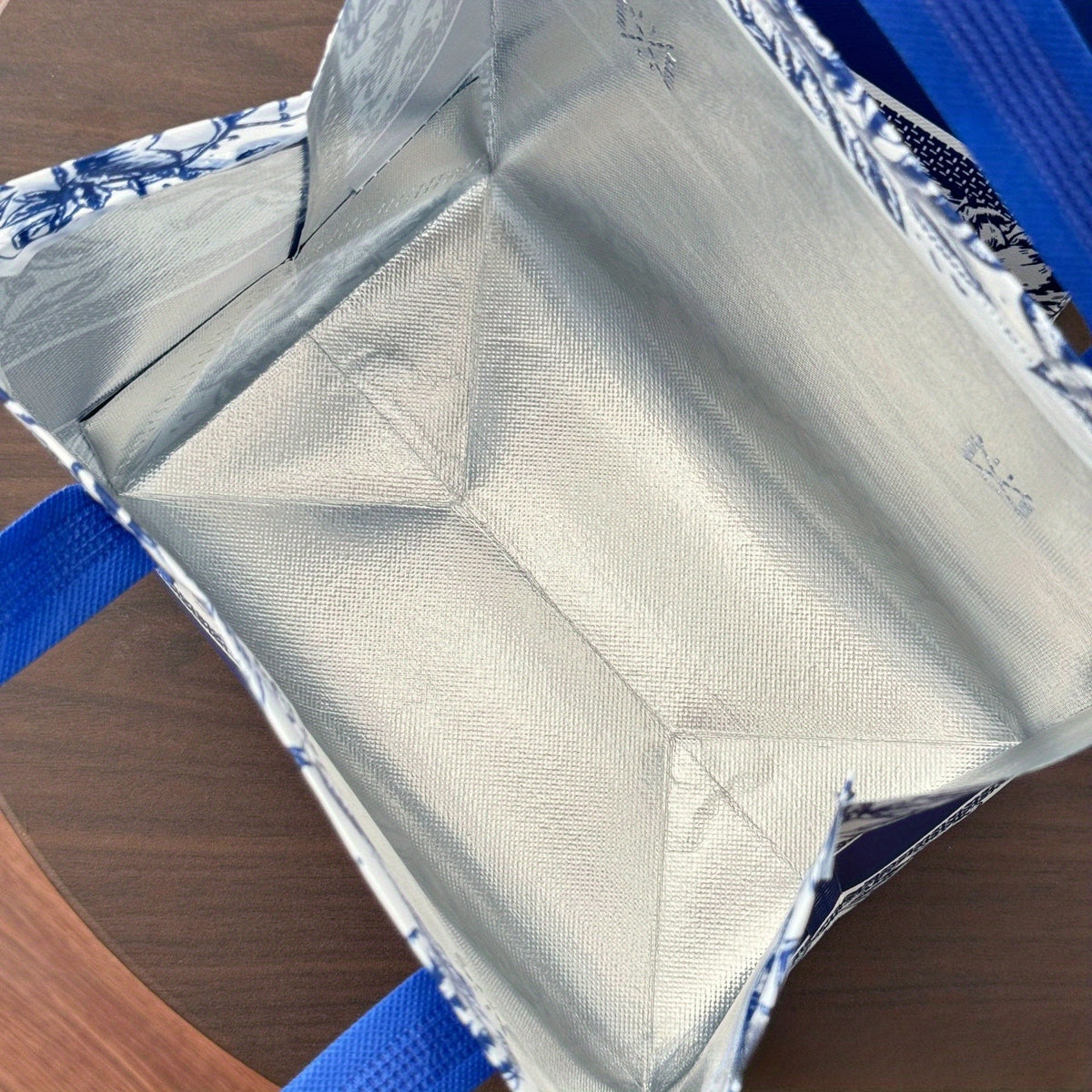 Reusable Insulated Food Delivery Bags - Thickened Self-Sealing Oil-Proof Thermal Takeout Bags with Blue Floral Pattern & Sturdy Zipper-like Closure for Milk Tea, Cakes, BBQ, Hot\u002FCold Meals - Portable Large Capacity Insulated Packaging, Hot And Cold I